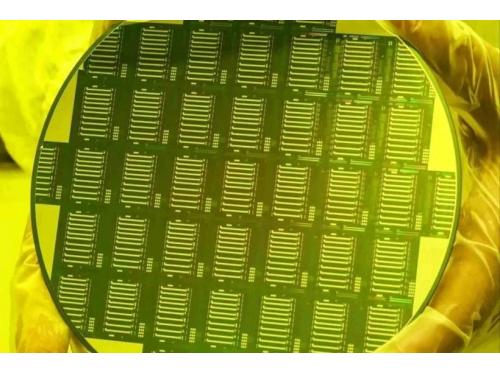 Trung Quốc đạt đột phá trong chip tính toán quang siêu song song tích hợp