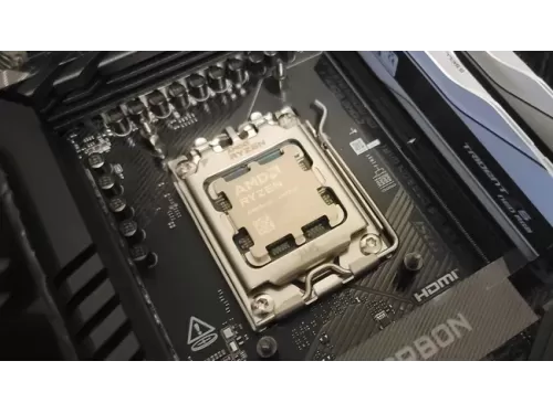 MSI thêm ép xung BCLK tự động cho X870 MAX, tăng tối đa 15% hiệu năng Ryzen 7 9800X3D